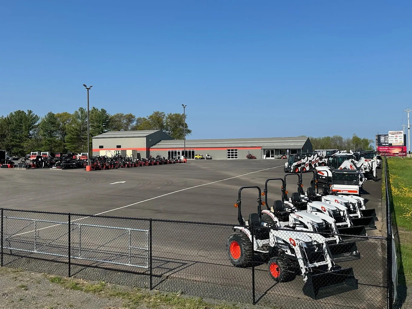 Tri-State Bobcat St. Croix Falls Store